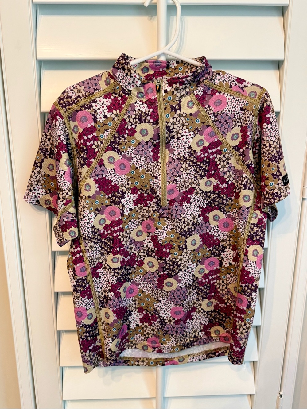Bundle of 7 Kerrits Girls Equestrian Riding Shirts Size Medium M - Picture 3 of 8